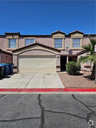 Building Photo - 2500 Adelante Ave