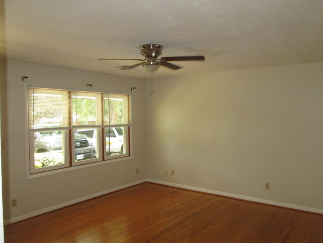 Living Room looking outside - 612 Broce Dr