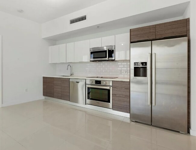 Foto del edificio - 1010 SW 2nd Ave