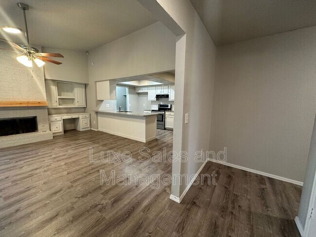 Foto del edificio - 512 NW 137th St