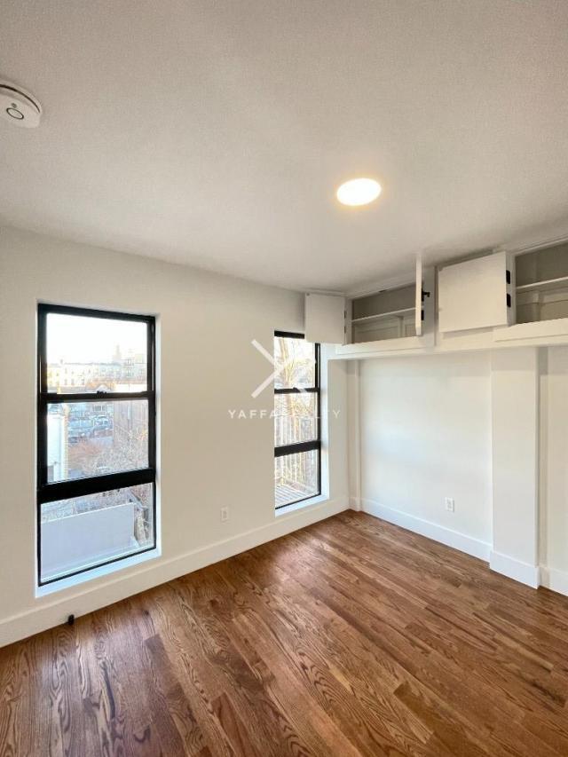 Foto del edificio - 2 bedroom in BROOKLYN NY 11237