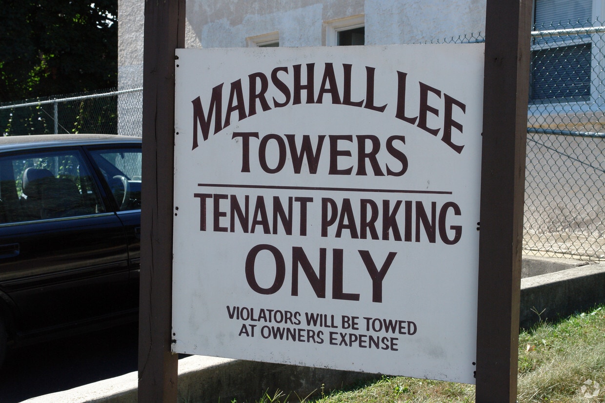 Building Photo - Marshall Lee Towers