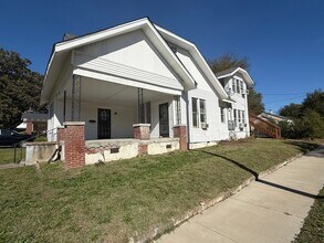 Building Photo - 1923 S Izard St