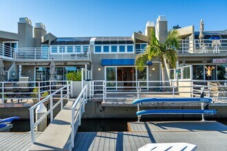 Building Photo - 3358 Tempe Dr