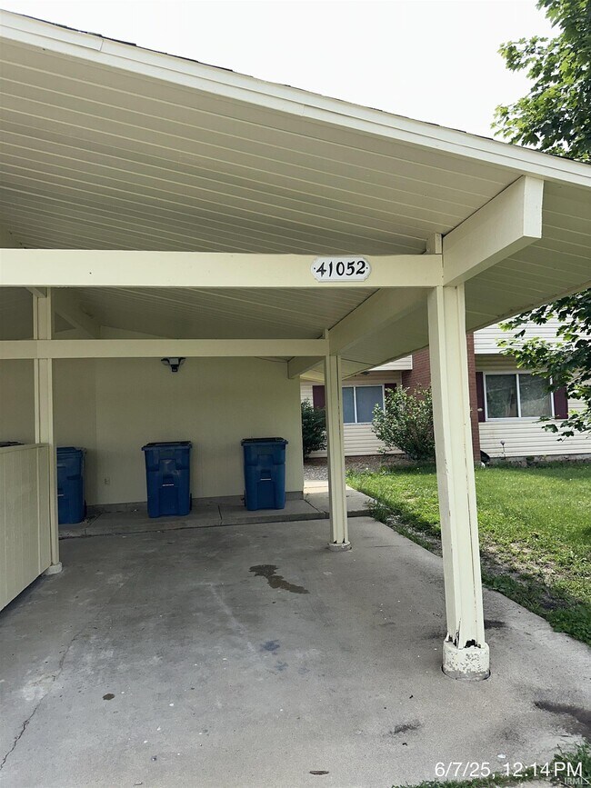 Foto del edificio - 41052 Gunter Ct