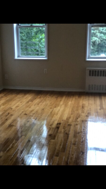 Foto del edificio - 224-10 Jamaica Ave