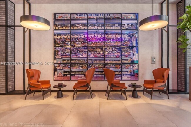 Foto del edificio - 121 NE 34th St