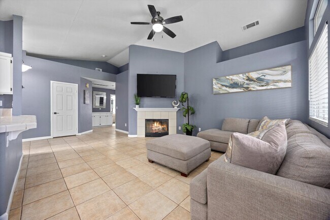 Foto del edificio - 9506 Ravenrock Dr