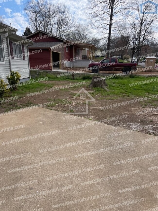 Foto del edificio - 1720 Cambridge Dr