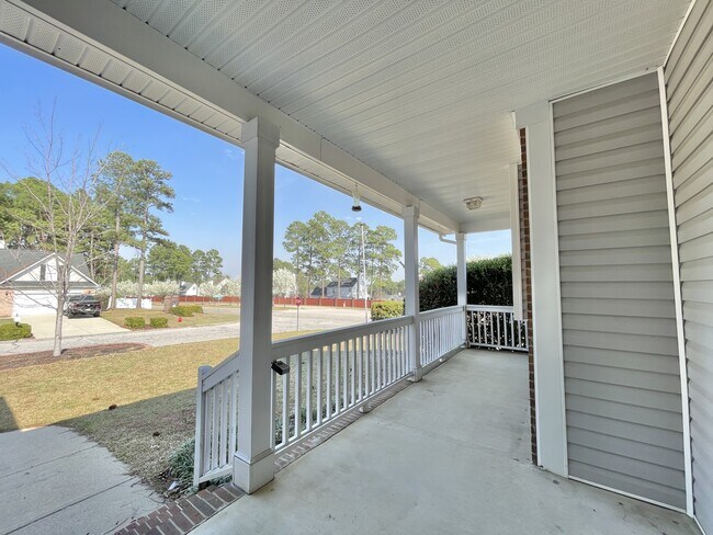 Foto del edificio - 11 Richmond Park Dr