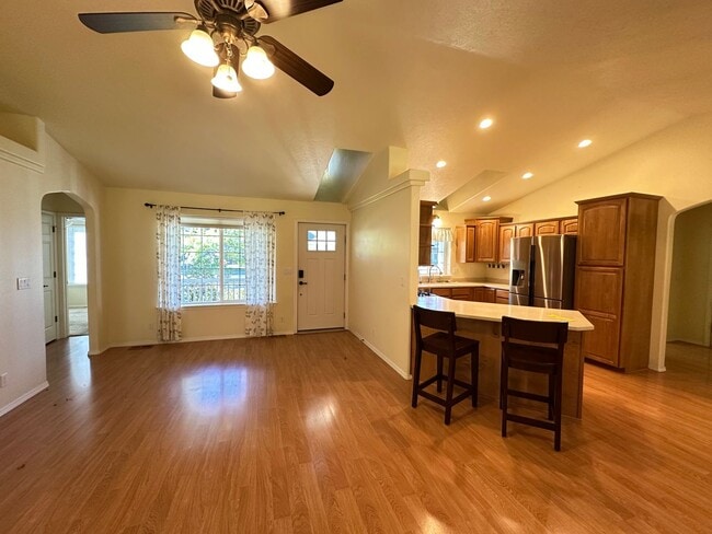 Building Photo - Coeur D'Alene Home