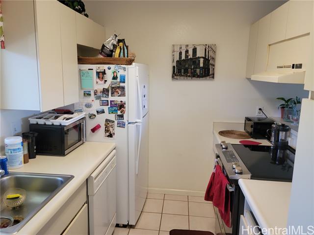 Building Photo - 94-1479-1479 Waipio Uka St