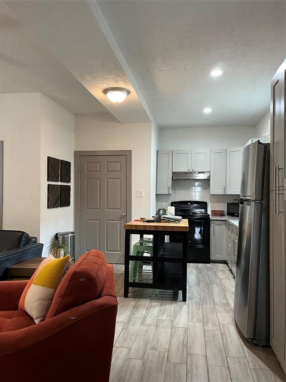 2018 Fulton St Unit 2, Houston, TX 77009 Room for Rent in Houston, TX