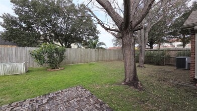 Building Photo - 1602 Rustic Hollow Ln