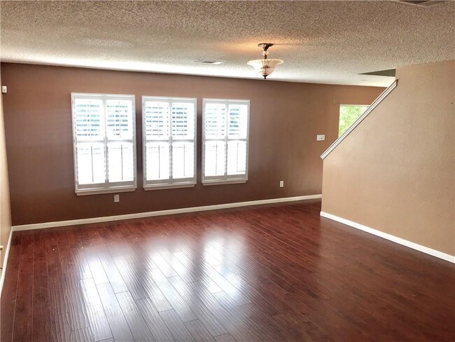 Building Photo - 2516 Stapleford Dr