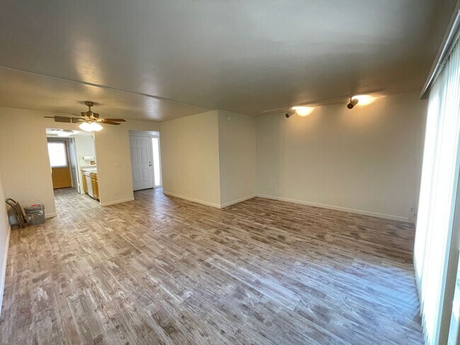 Foto del edificio - 2 BEDROOM, 2 BATH TOWNHOME PONITE TAPATIO ...