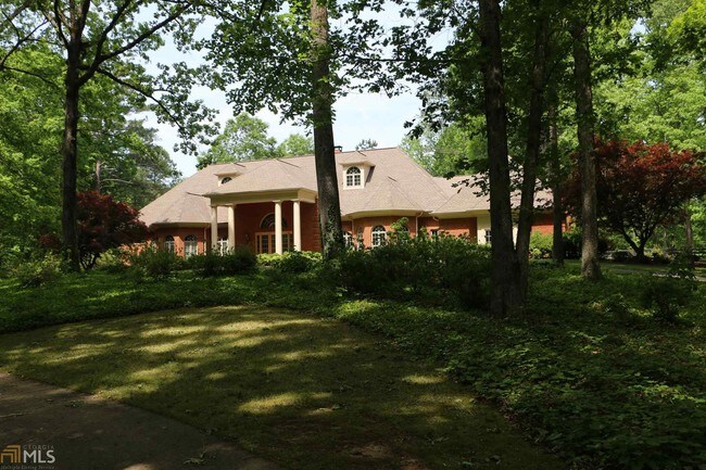 Foto del edificio - 7240 Castleberry Rd