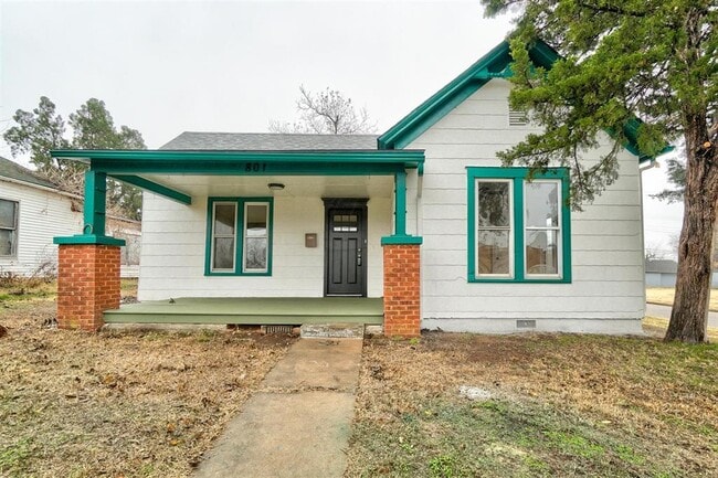 Building Photo - 801 E Harrison Ave