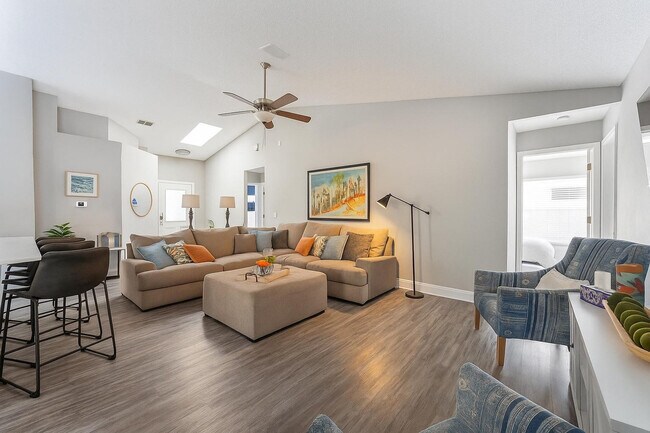 Foto del edificio - 114 Sunny Oak Trail