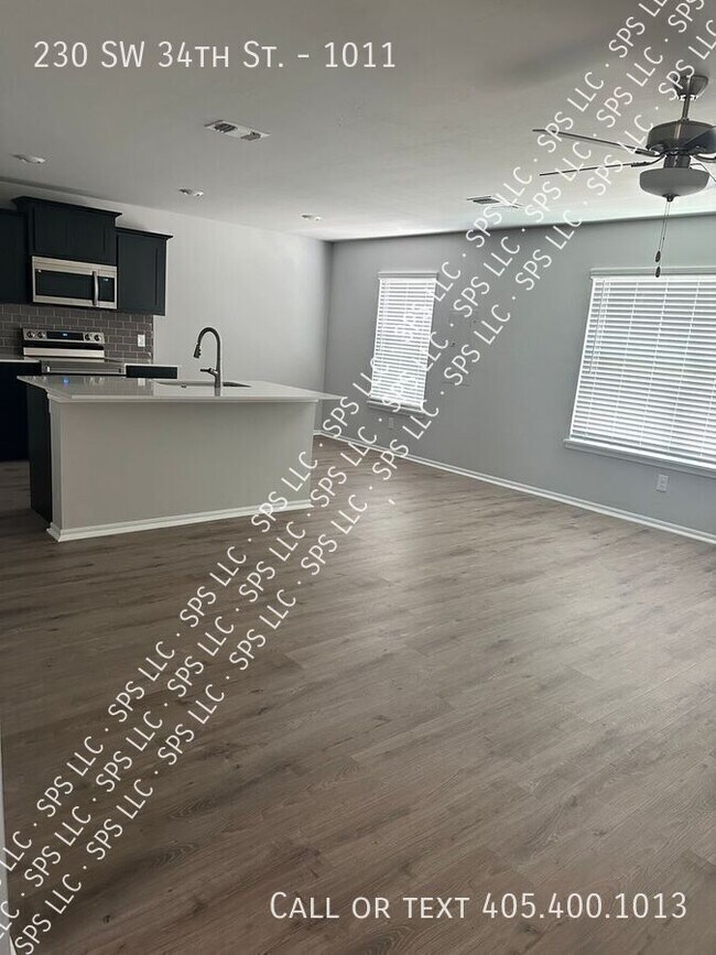 Foto del edificio - 230 SW 34th St