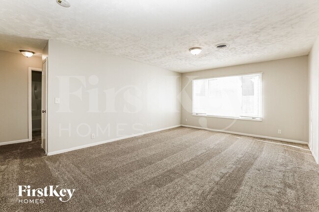 Building Photo - 1603 Moore Ave