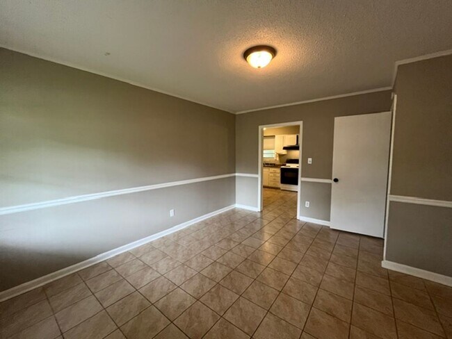 Foto del edificio - Renovated 3 Bedroom 1 Bath Home for Rent!!