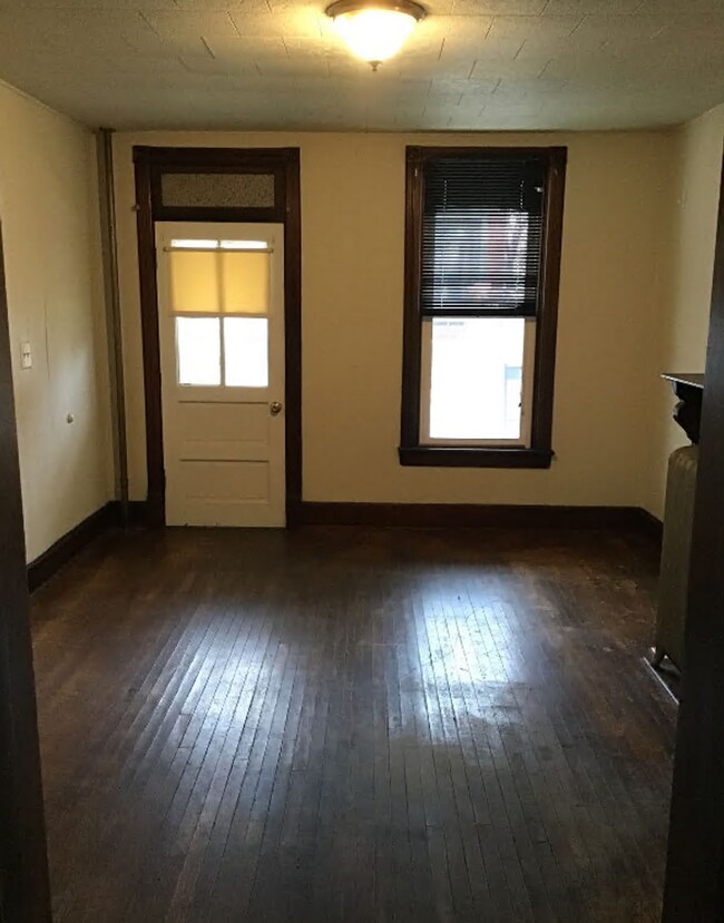 Foto del edificio - 113 E Orange St