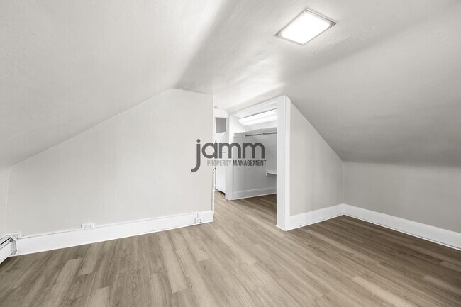 Foto del edificio - 14724 Clifton Blvd
