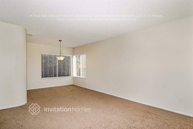 Building Photo - 15940 Miller Ave
