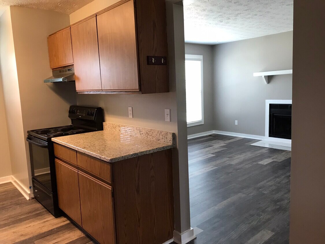 1353 Leaning Tree Ln, Lexington, KY 40517 Townhome Rentals in