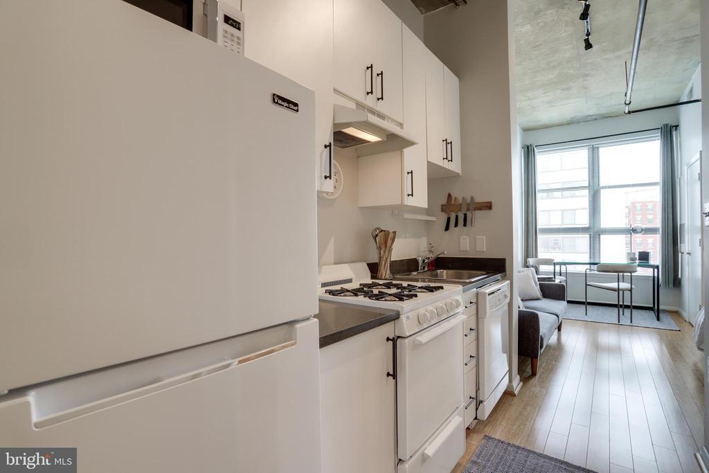 Primary Photo - 1300 N St NW