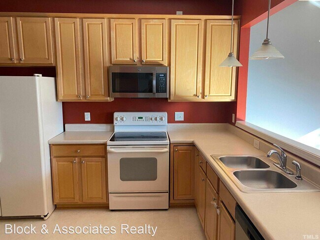 Foto del edificio - 5531 Berry Creek Cir