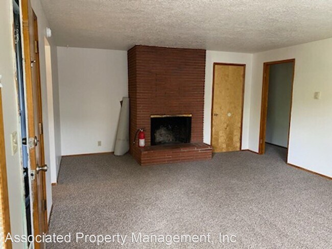 Foto del edificio - 2 br, 1 bath House - 2610 21st Ave.