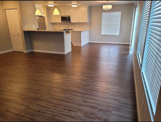 Foto del edificio - Stunning Remodeled 3 bedroom in Liberty Ridge