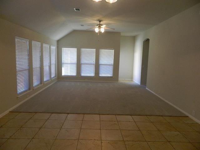 Building Photo - 2213 Kingsdale Ct