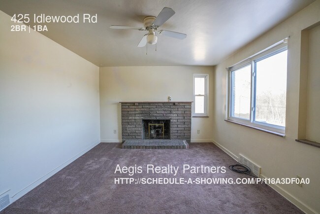 Building Photo - 425 Idlewood Rd