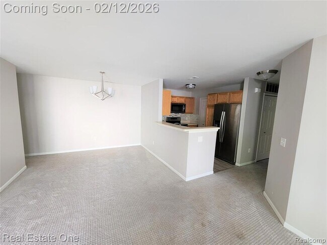 Foto del edificio - 3275 N Pointe Blvd