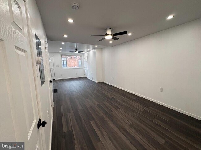 Foto del edificio - 2040 S Norwood St