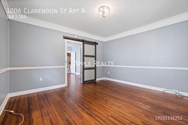 Building Photo - 1006 Clarendon St