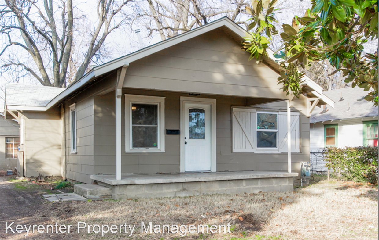 Primary Photo - 3 br, 2 bath House - 605 E Zion St