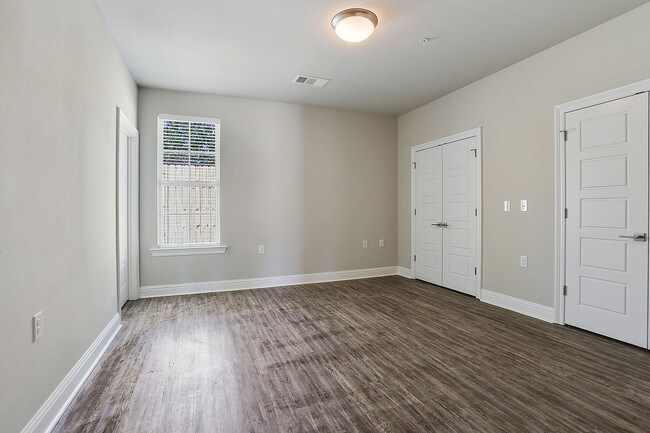 Foto del edificio - Stone Creek Apartments