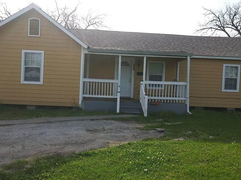 Primary Photo - Beautiful home available