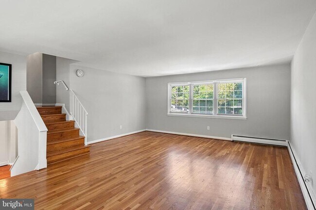 Foto del edificio - 604 Goucher Blvd
