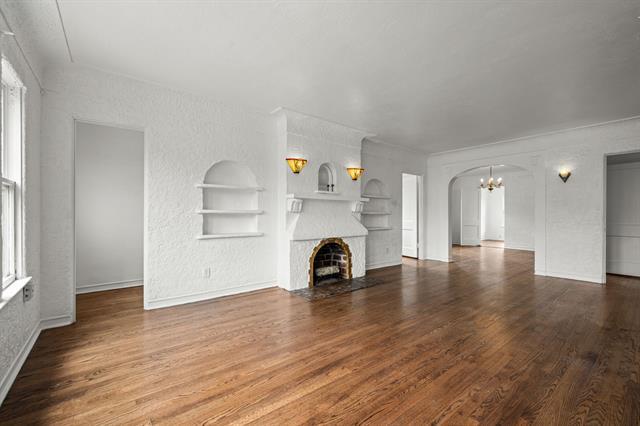Building Photo - 3458 Normandy Ave