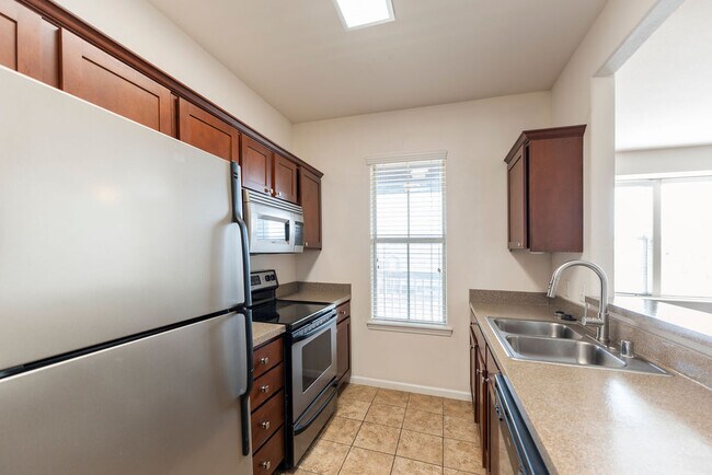 Foto del edificio - Ironwood Apartments and Townhomes