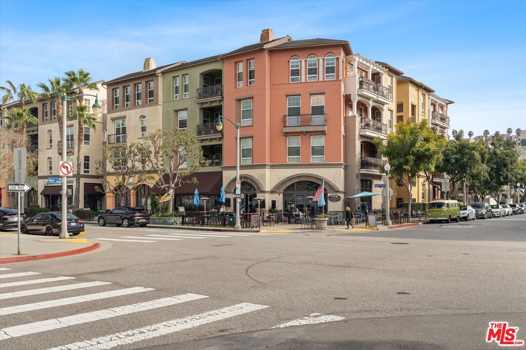 18 Condos for Rent in Playa Vista, CA Westside Rentals