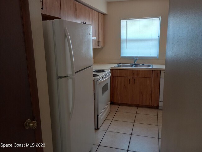 Foto del edificio - 1514 Clearlake Rd