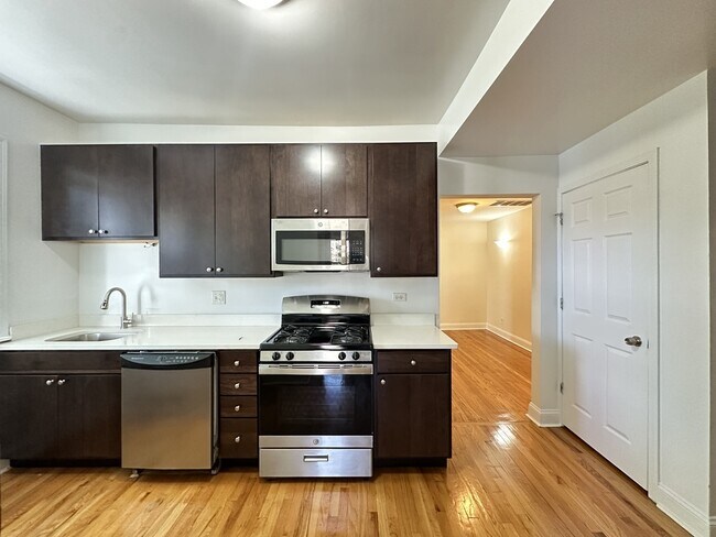 Foto del edificio - 3428 W Parker Ave