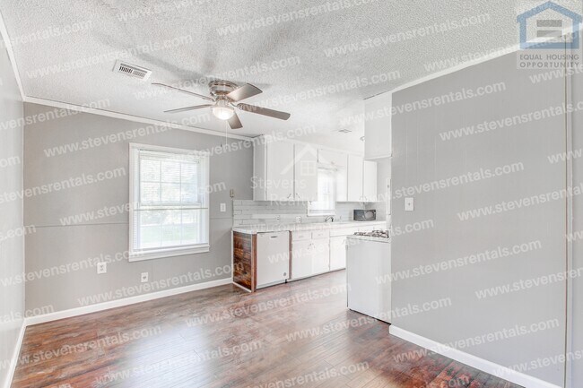 Foto del edificio - 1806 NW Lincoln Ave