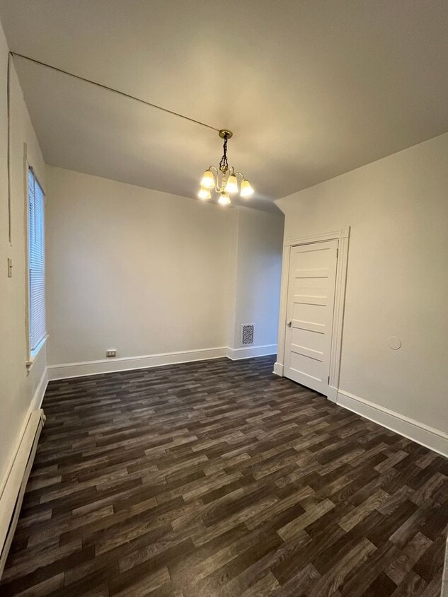 11 N Ann St Unit Apt 2, Lancaster, PA 17602 Room for Rent in
